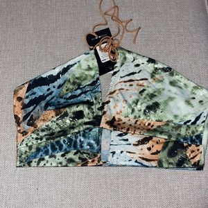 Fashion Nova crop top brand new